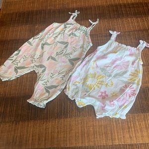 Set of 2 baby jumpsuits